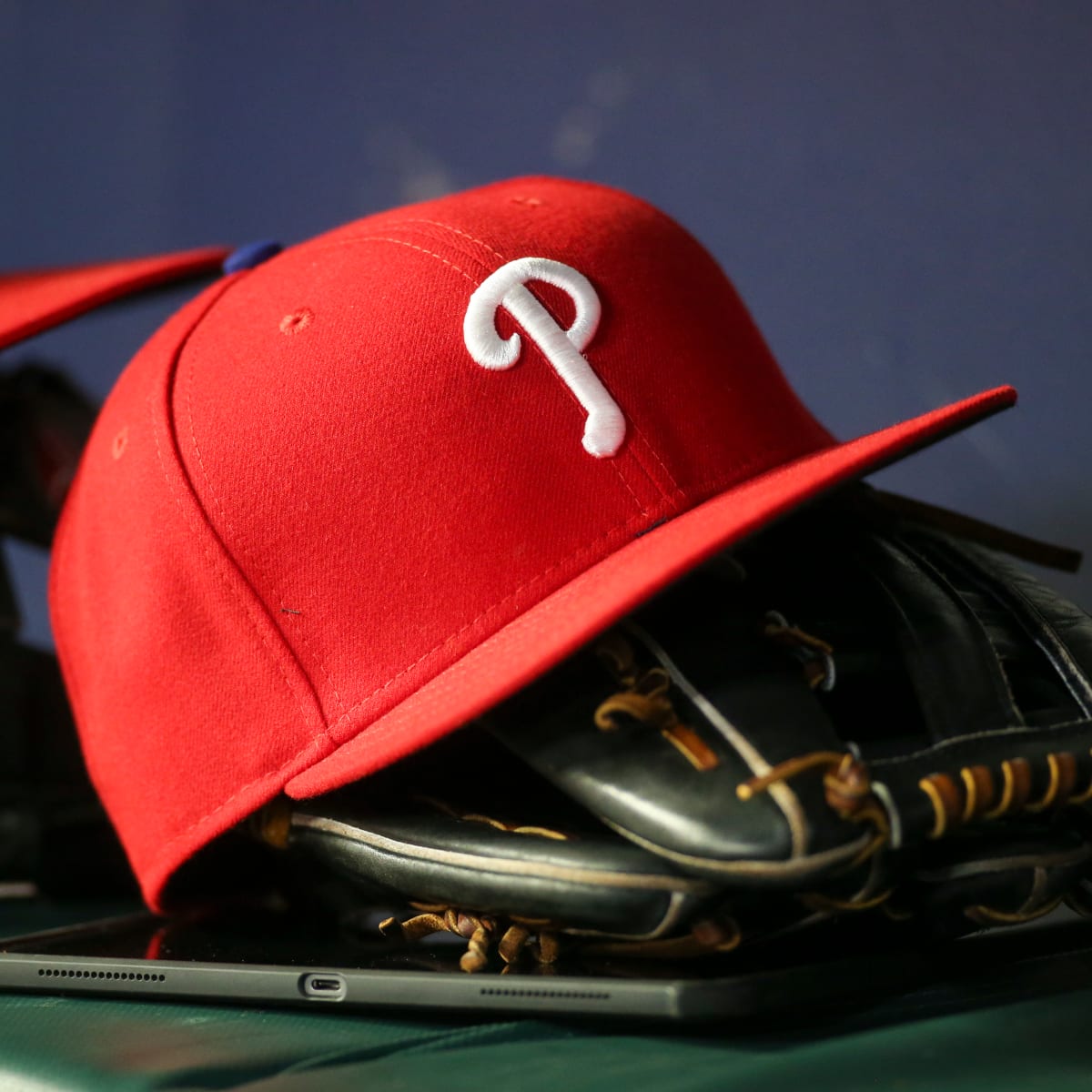 Phillies clearance hats tonight