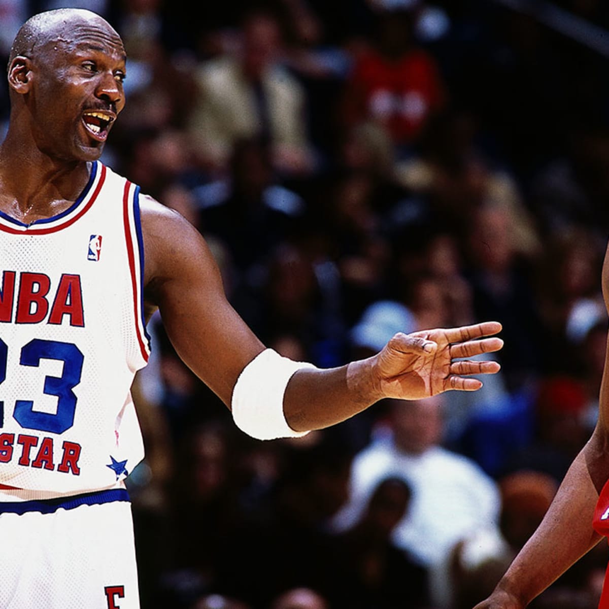 Michael Jordan: Kobe Bryant Over LeBron James in Greatests Of All