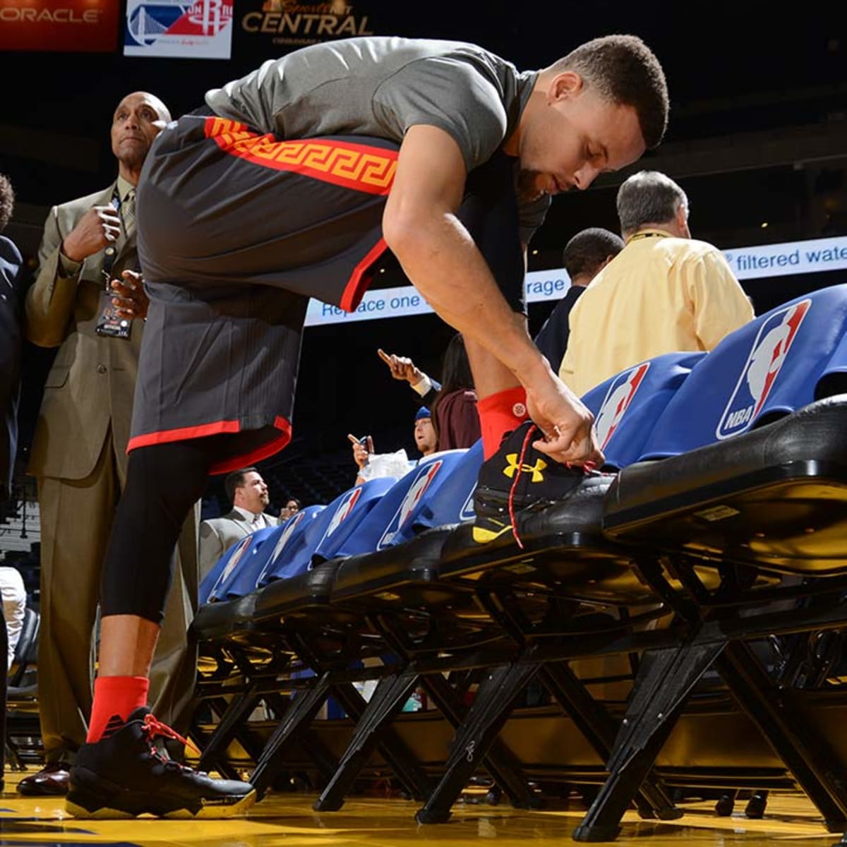 Golden state warriors sales players shoes