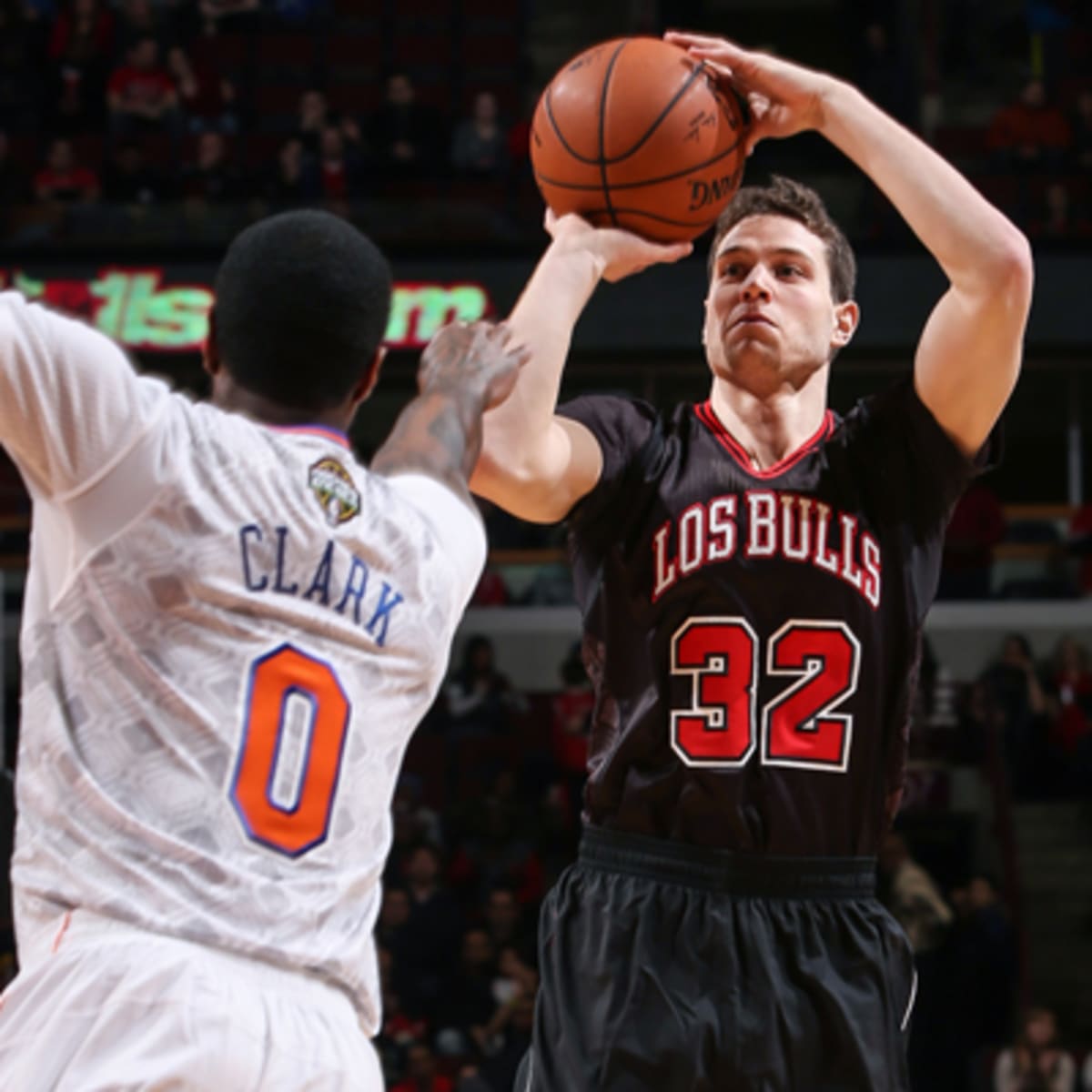 Jimmer fredette cheap bulls jersey