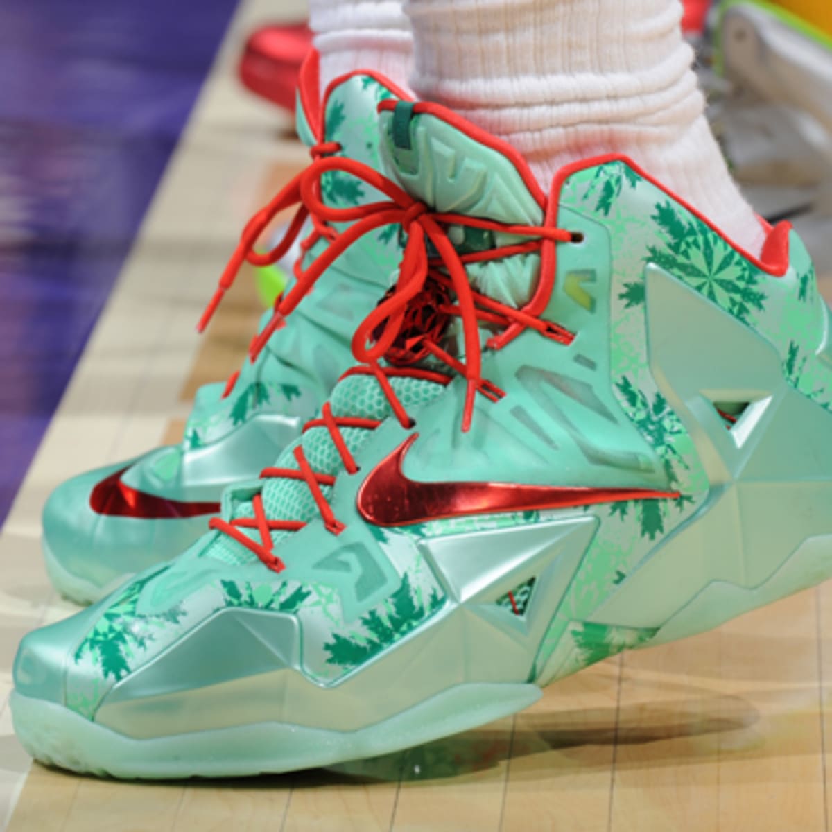 Lebron cheap xmas shoes