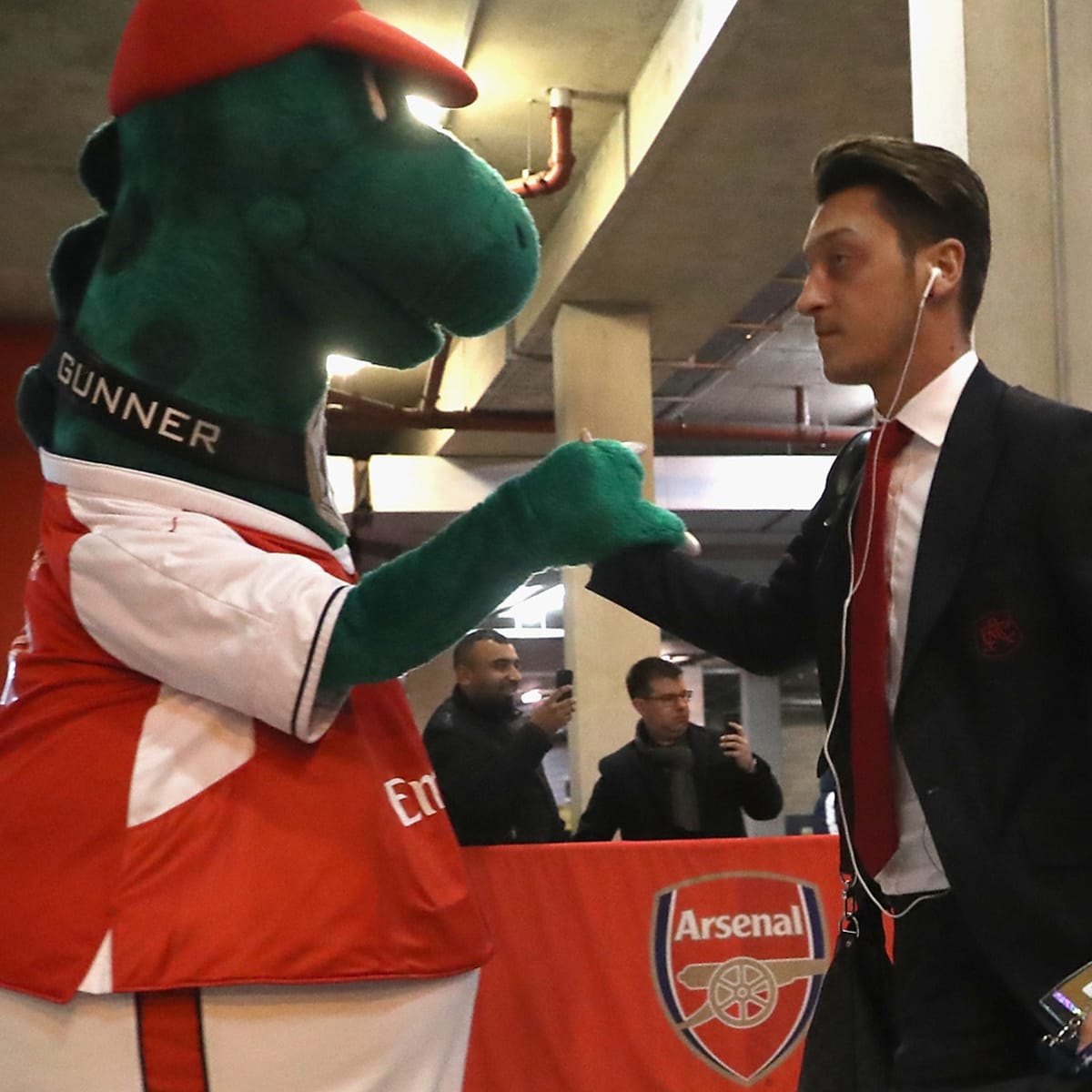 Arsenal mascot deals