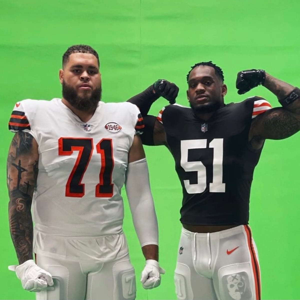 Cleveland browns sales retired jerseys