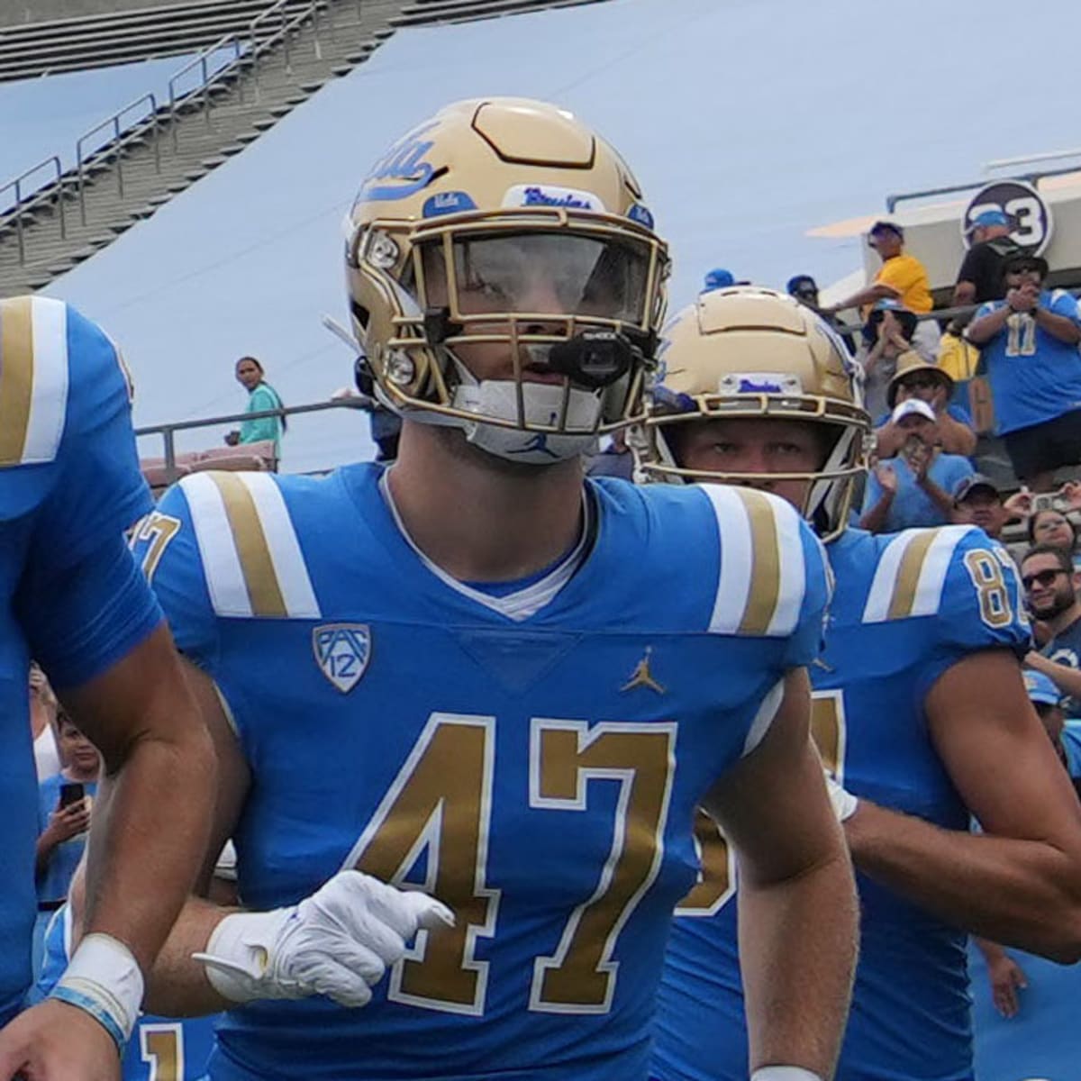 Ucla football deals roster