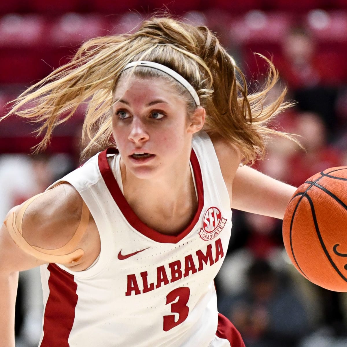 Alabama deals women's basketball