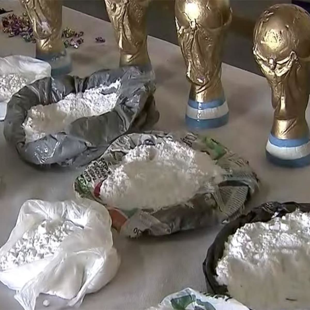 Cocaine seized in World Cup trophy replicas in Argentina - Sports