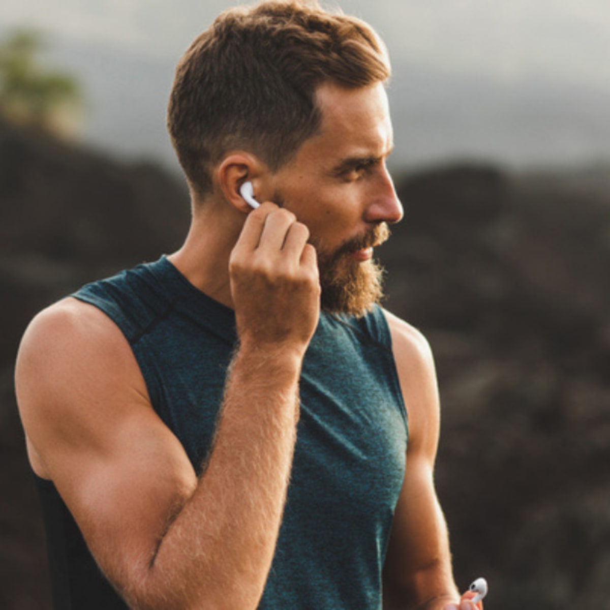 wireless earbuds fall out while running