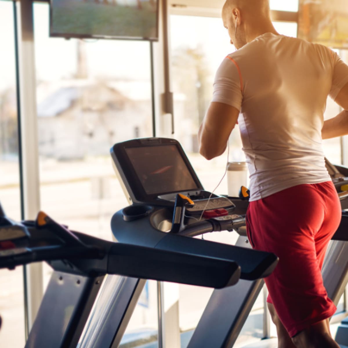 Treadmill with tv netflix new arrivals