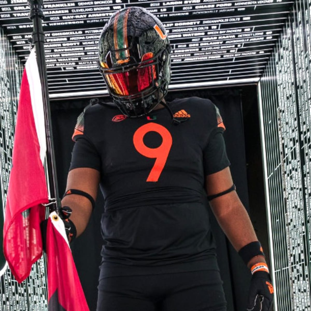 Miami shop hurricanes recruiting