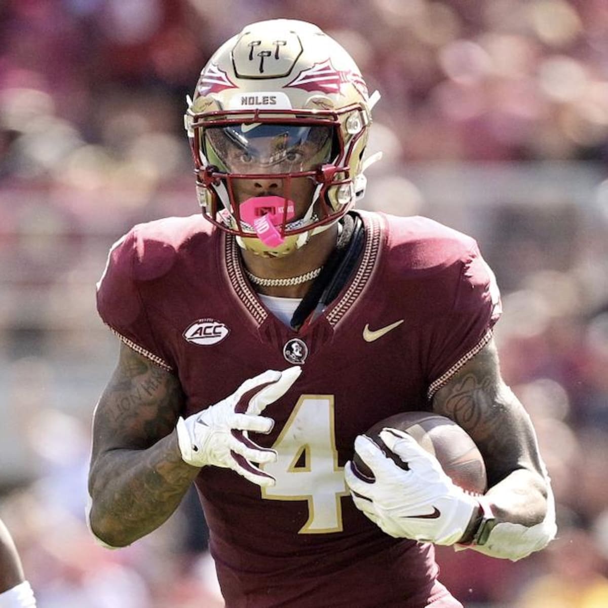 Florida State Star Changes Apple Watch Band Based on Opponent s