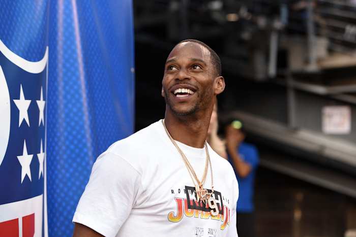 Former New York Giant Victor Cruz talks to fans on the sideline. The New York Jets face the New York Giants in the first preseason game at MetLife Stadium on Thursday, August 8, 2019, in East Rutherford.