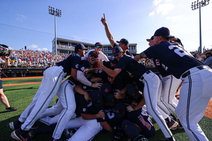 WATCH: Ole Miss Baseball Celebrates College World Series Berth - The Grove  Report – Sports Illustrated at Ole Miss