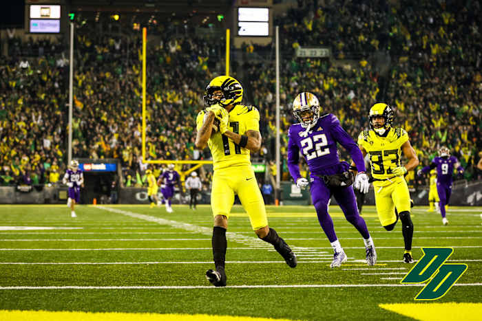 Troy Franklin catches his team-leading sixth receiving touchdown of the 2022 season.