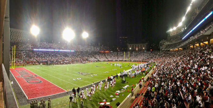 College Football Tour Visits Cincinnati and Nippert Stadium