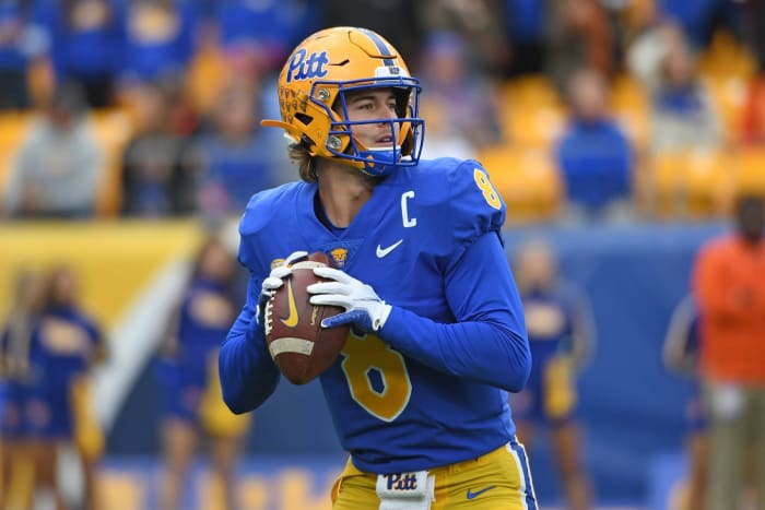 Broncos Met With 2 Top QB Prospects at Senior Bowl: Report