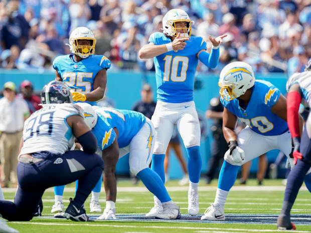 Chargers vs. Raiders Tickets Are Skyrocketing with NFL Playoffs on the line  – NBC Los Angeles