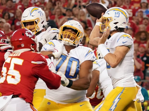 Winners and Losers From The Chargers Victory Over The Texans - Austin  Ekeler Emerges - LAFB Network