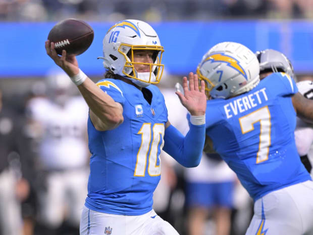 Chargers News: Bolts extend K Dustin Hopkins - Bolts From The Blue