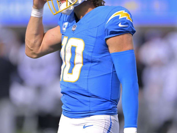 Chargers News: Keeping Keenan Allen for 2023 is essential for