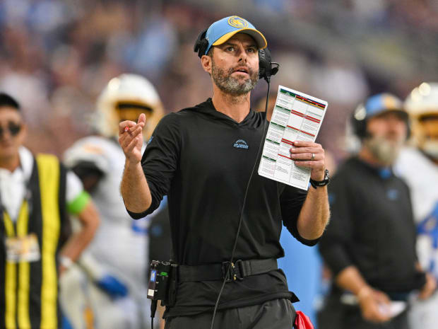 Chargers News: NFL Expert Picks Bolts as Team Primed to Dethrone Chiefs in  AFC West - Sports Illustrated Los Angeles Chargers News, Analysis and More