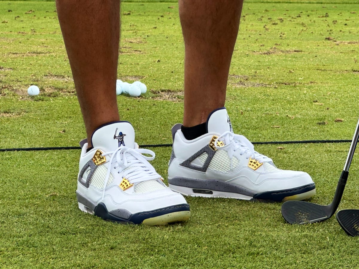 Derek Jeter & Michael Phelps Wear Air Jordans on Golf Course - Sports  Illustrated FanNation Kicks News, Analysis and More