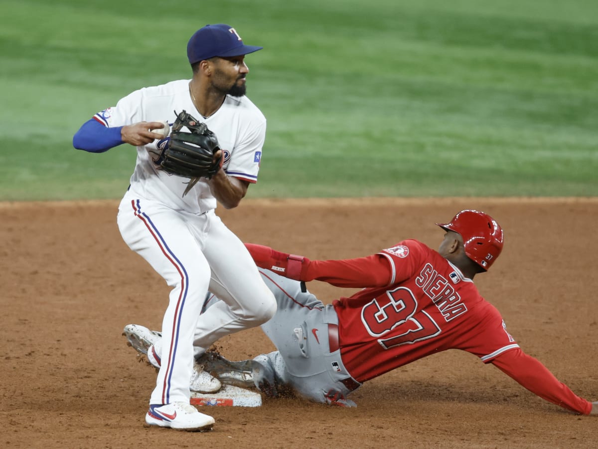 Marcus Semien, four other Texas Rangers named AL Gold Glove finalists