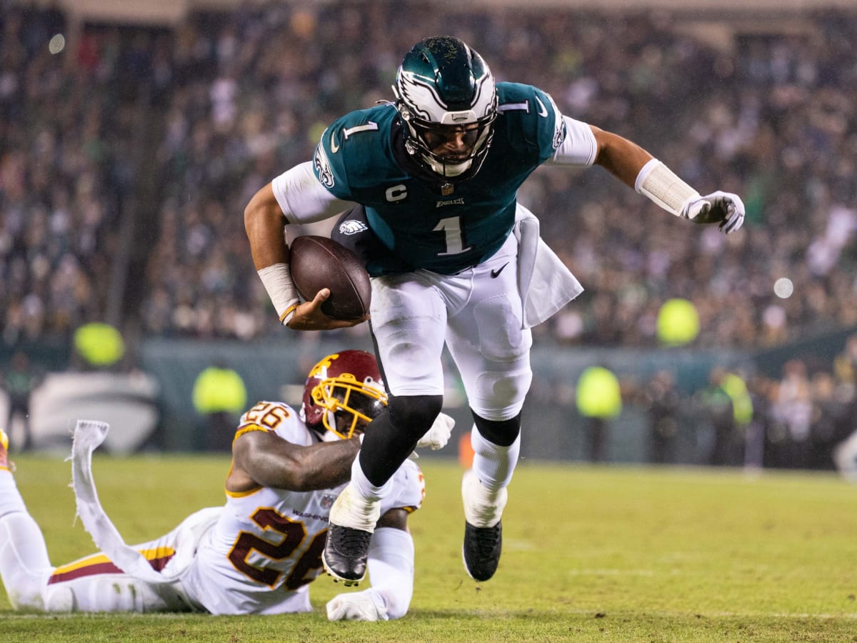 Eagles Roster Moves: Philly Re-Signs LB Nicholas Morrow