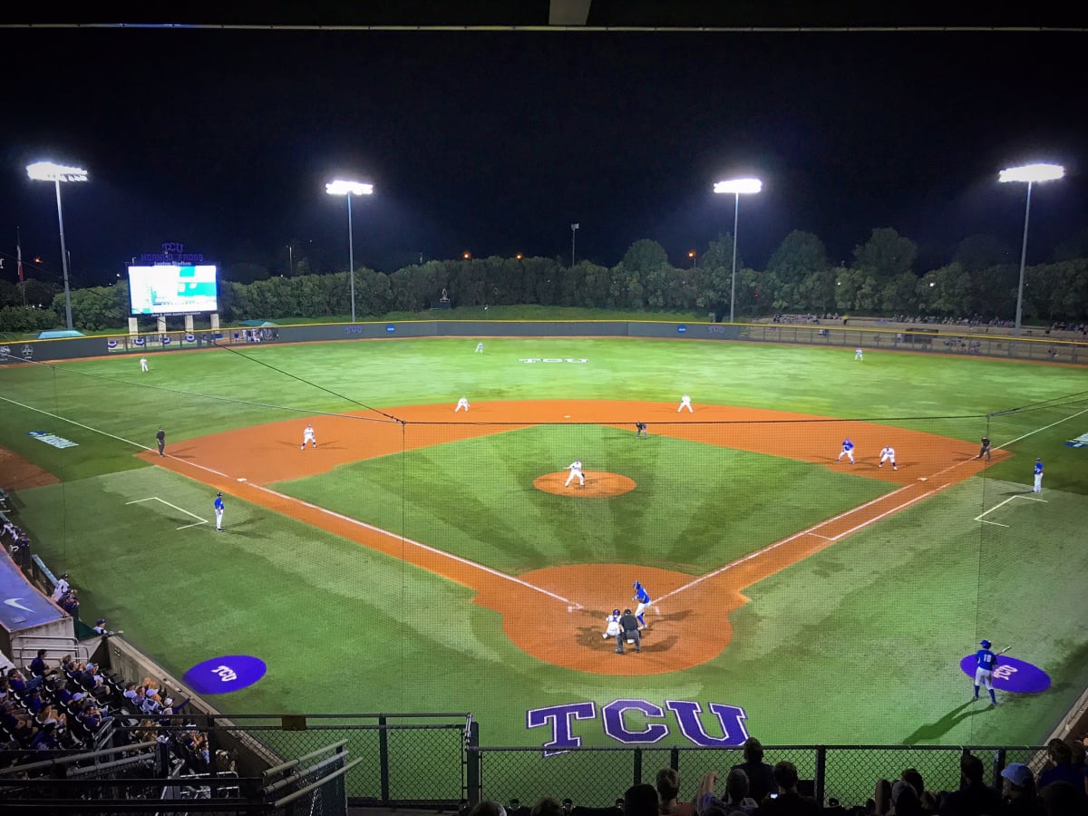 Baseball Players Choose TCU Over MLB - TCU Magazine