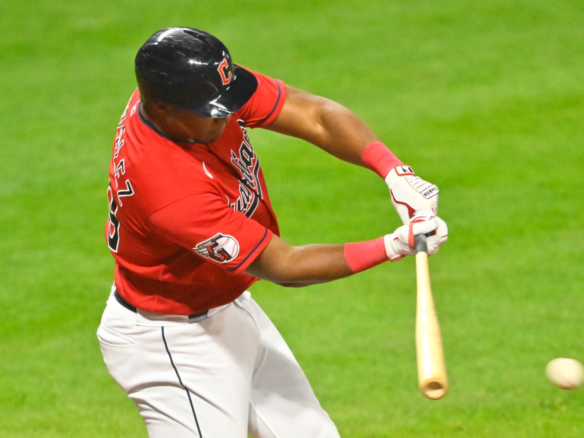 Guardians beat Rays on Oscar Gonzalez walk-off in Wild Card Game 2