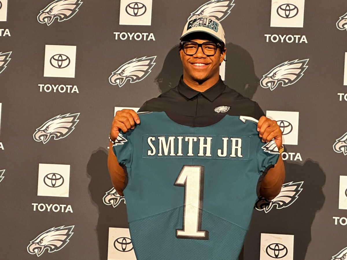 Philadelphia Eagles DT Jordan Davis Brings Out Jalen Carter's 'Best  Behavior,' Says Insider - Sports Illustrated Philadelphia Eagles News,  Analysis and More