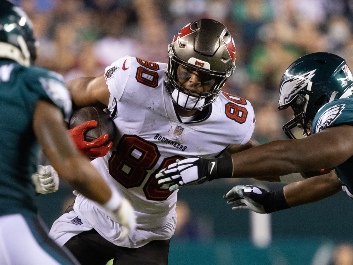 O.J. Howard signing with Houston Texans, per league source