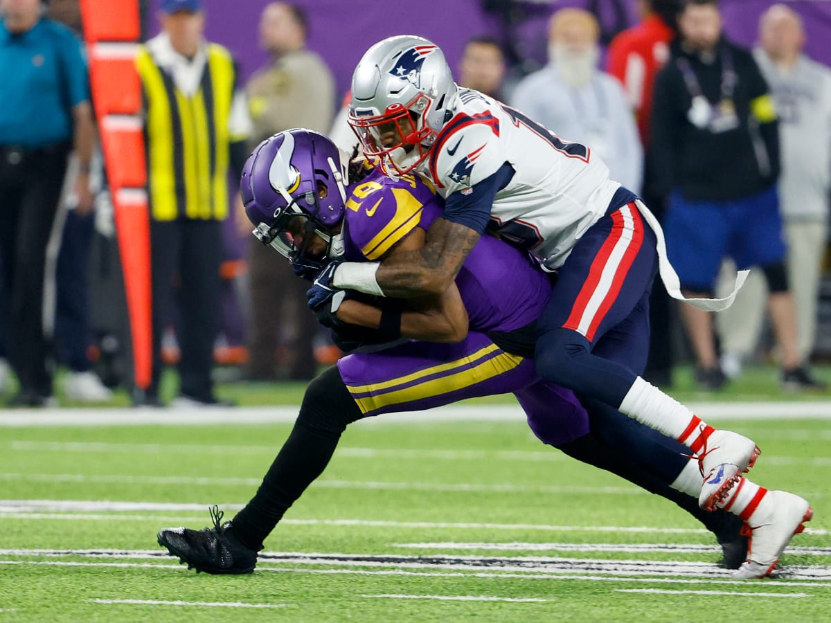 Vikings sack Mac Jones, Patriots 33-26 on Thanksgiving night