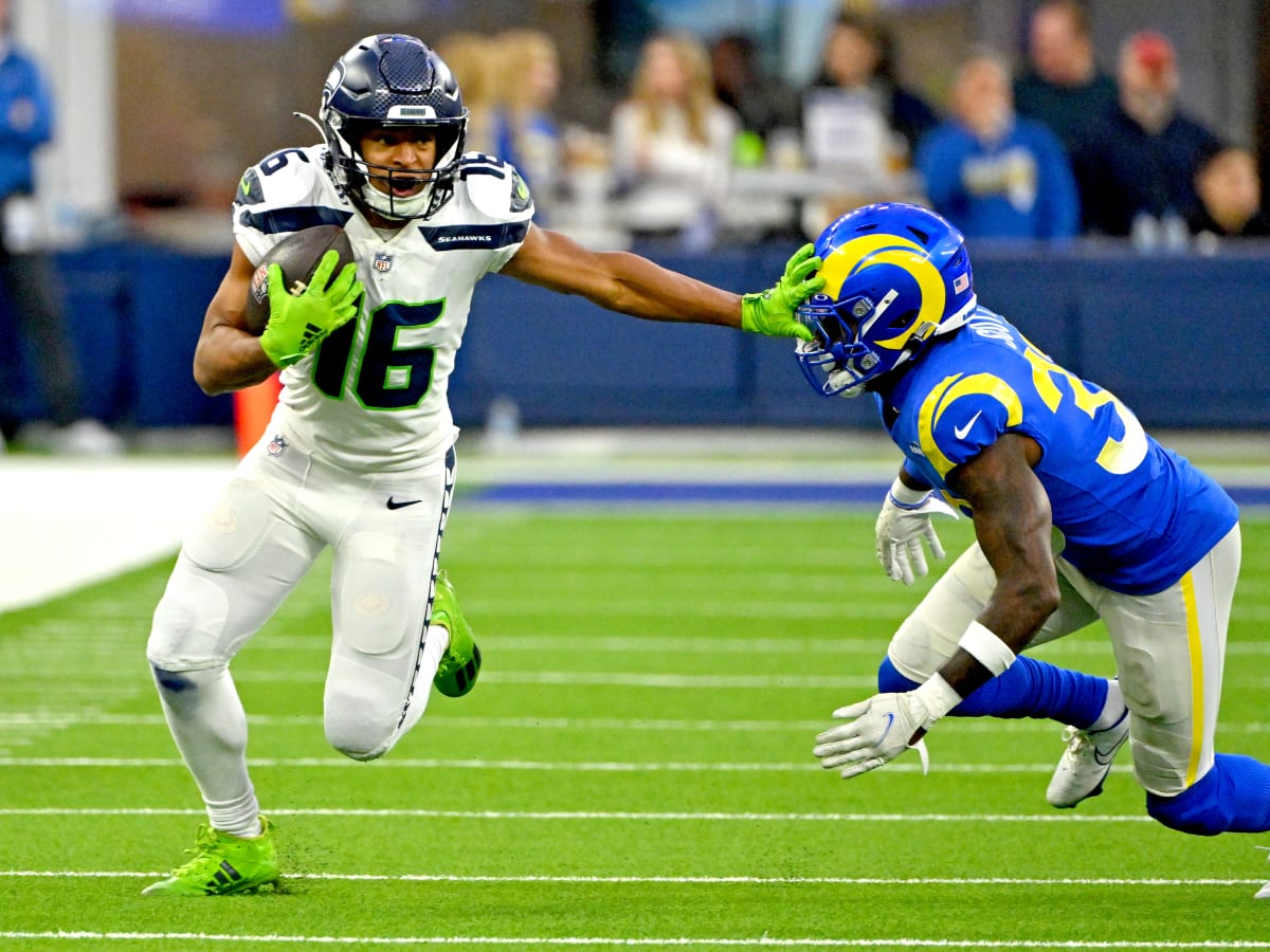 Tyler Lockett injury: Seahawks leaves Week 1 game vs. Rams - DraftKings  Network