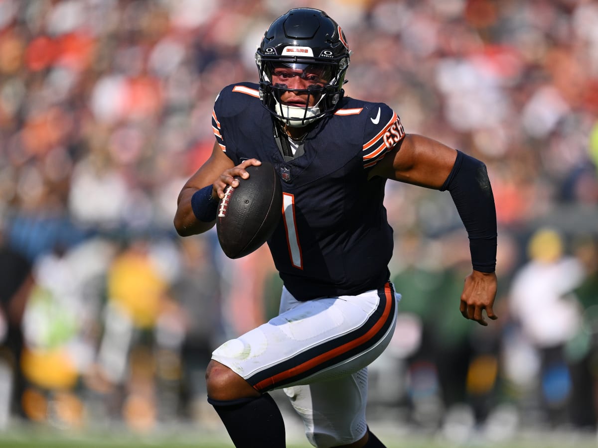 Former Ohio State football quarterback Justin Fields makes NFL debut on  Chicago Bears' first drive 