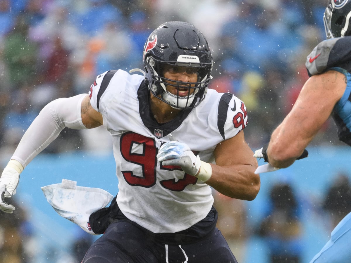 Houston Texans linebacker Jake Hansen (49) looks to defend during