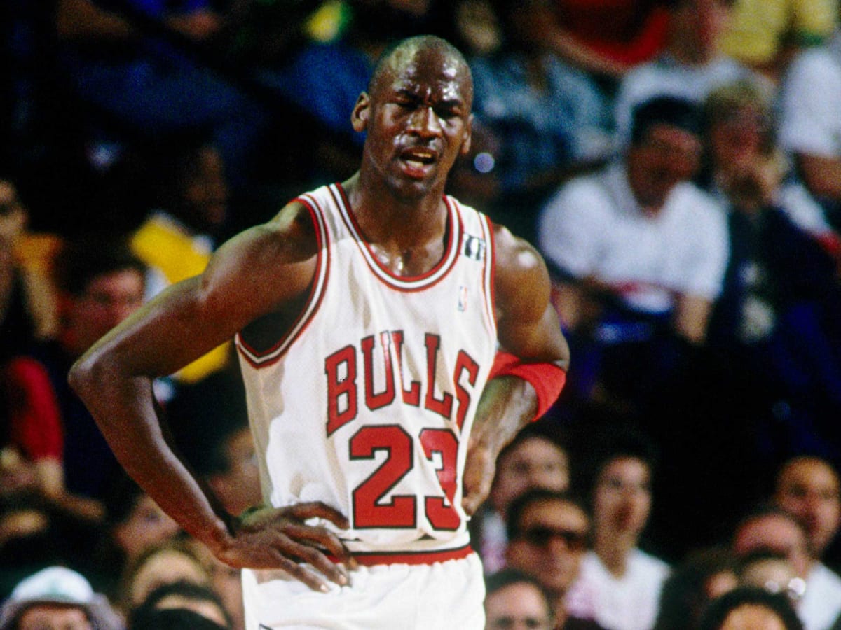 Michael Jordan considered playing for the New York Knicks - Sports  Illustrated Chicago Bulls News, Analysis and More