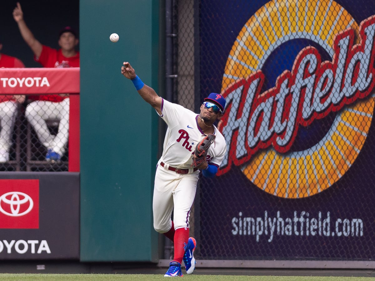 Phillies rookie Johan Rojas makes spectacular catch, throws out runner to  complete double play in MLB debut