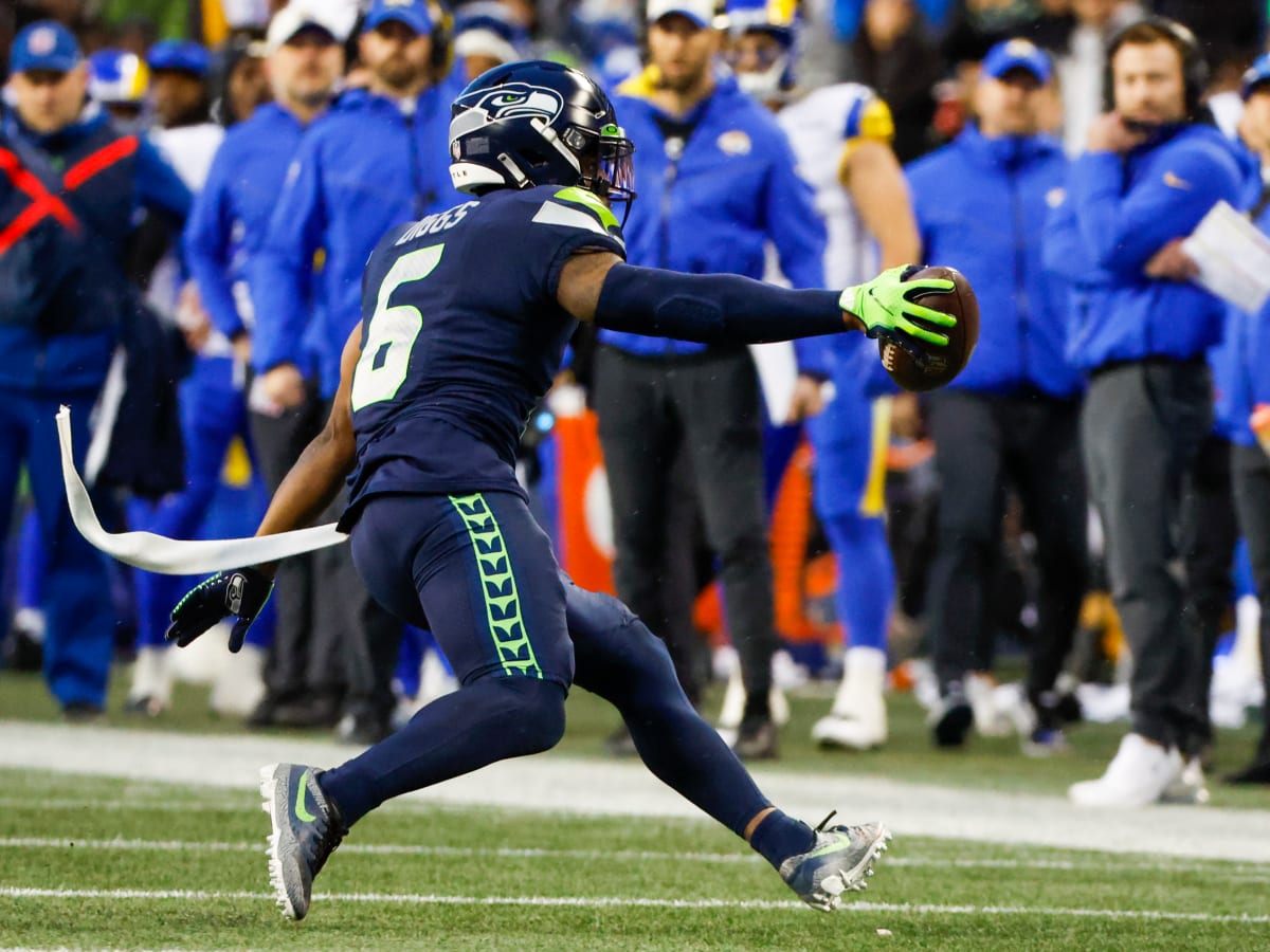 Twitter reacts to Quandre Diggs and the Seahawks' season-saving