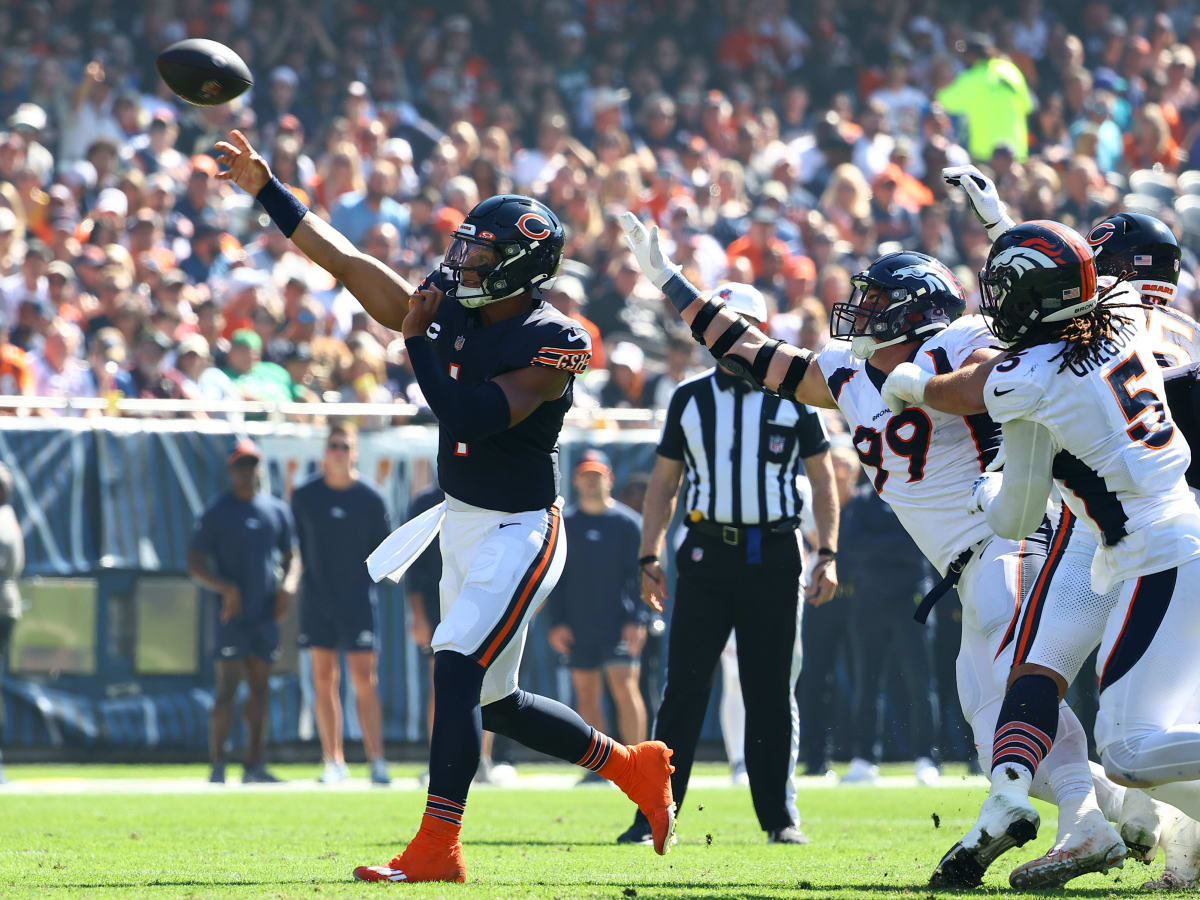 Ex-Ohio State QB Justin Fields Has Career Day For Chicago Bears - Sports  Illustrated Ohio State Buckeyes News, Analysis and More