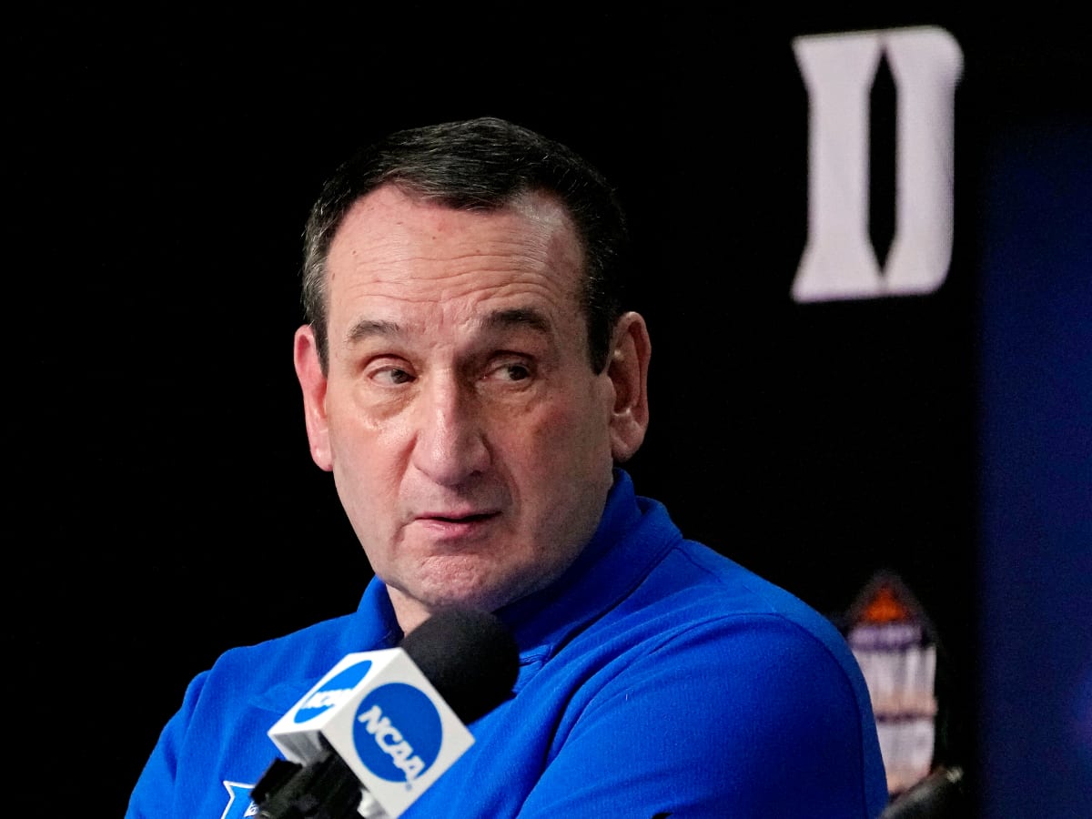 Duke basketball: Awkward moment involving Coach K at slot machines - Sports  Illustrated Duke Blue Devils News, Analysis and More