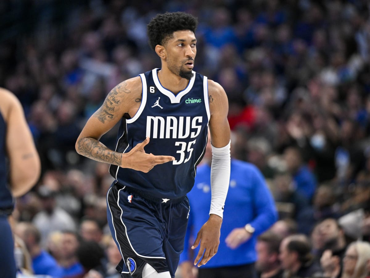 Mavs PR on X: Christian Wood holds career averages of 14.2 points (.519  FG, .380 3FG), 7.3 rebounds and 1.3 assists in 222 games (122 starts). Wood  recorded 34 double-doubles last season
