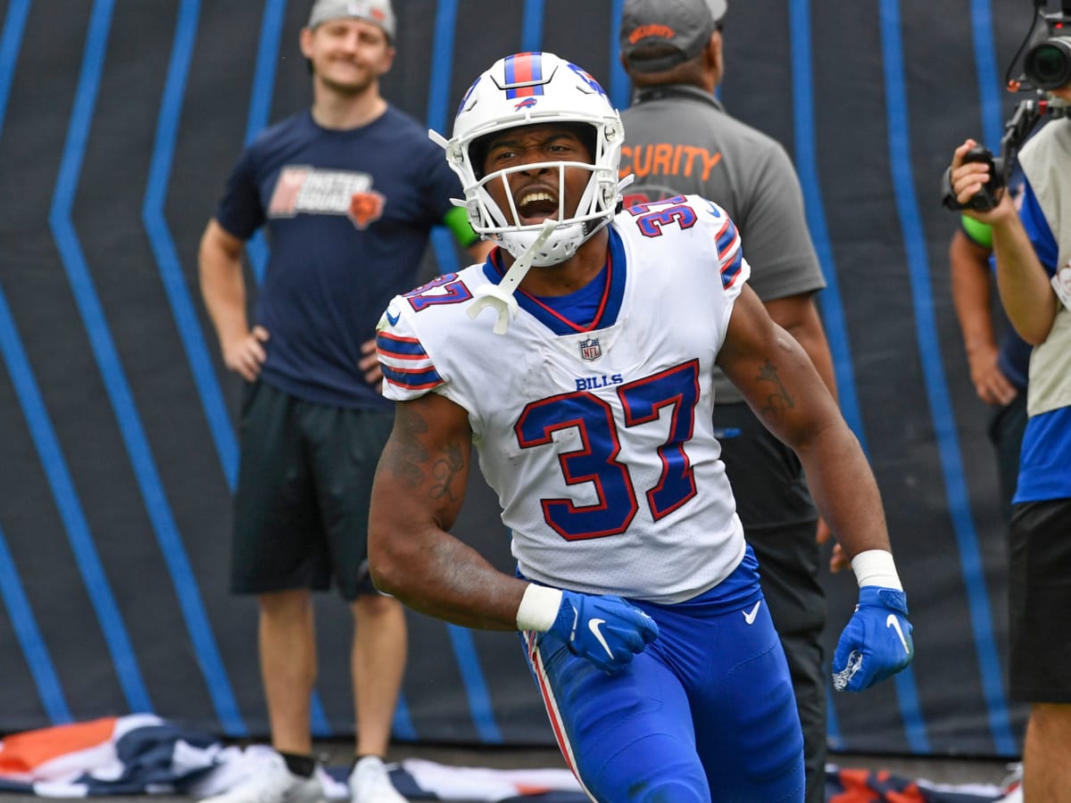 Crazy Story' - But Buffalo Bills Cut Running Back Darrynton Evans at NFL  Deadline - Sports Illustrated Buffalo Bills News, Analysis and More