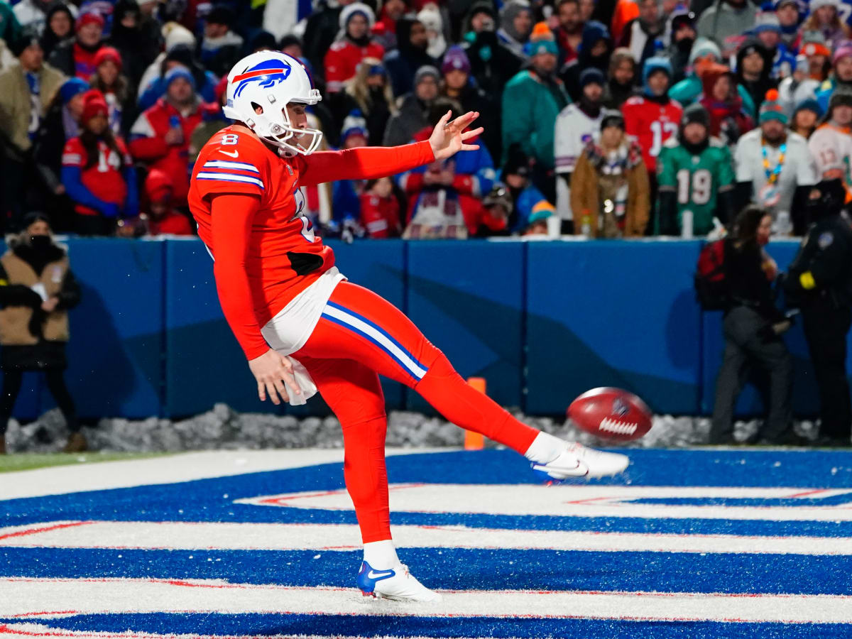 Buffalo Bills punter Sam Martin (8) looks on during an NFL