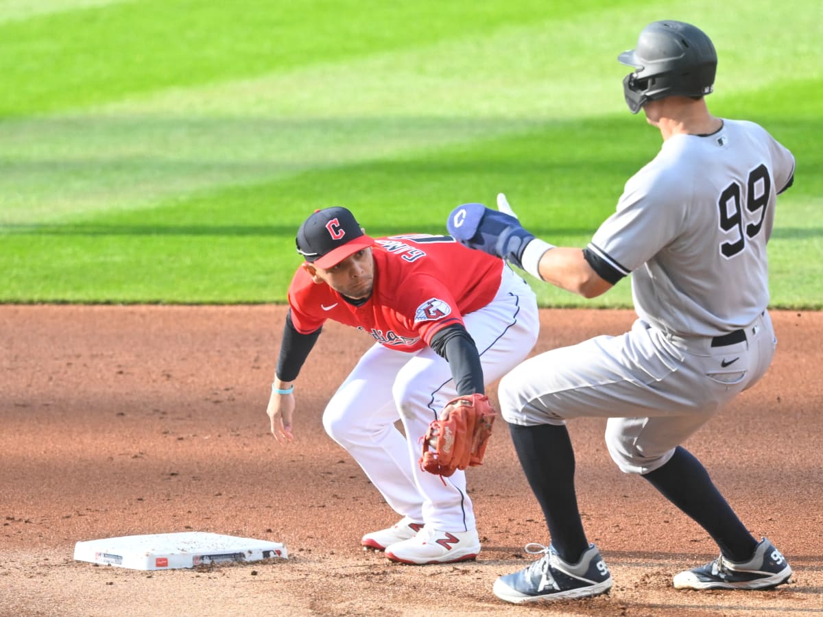 Aaron Boone explodes in press conference after Yankees loss