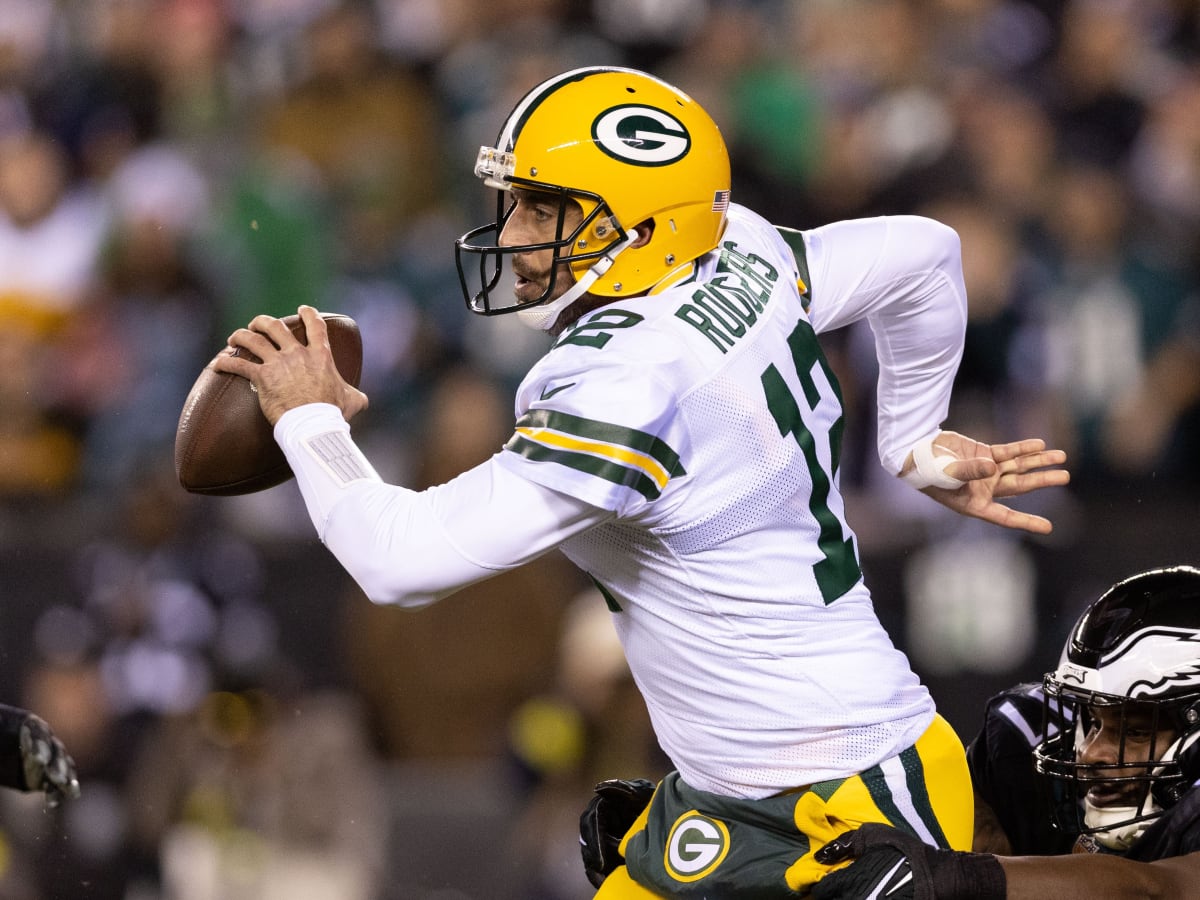 Compelling quarterback storylines converge for Packers-Bears on Sunday