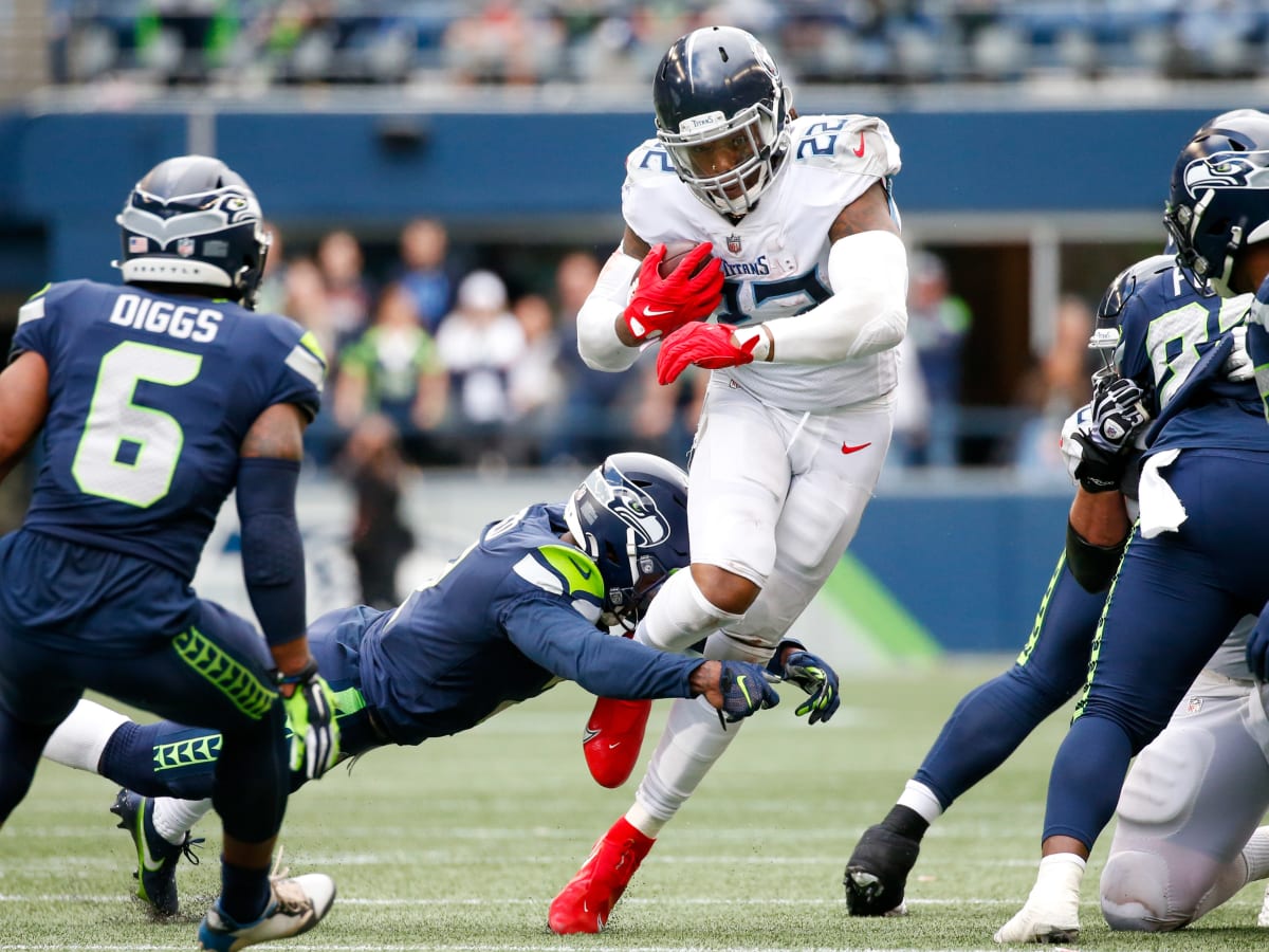 King Henry leads Titans' late rally to stun Seahawks 33-30