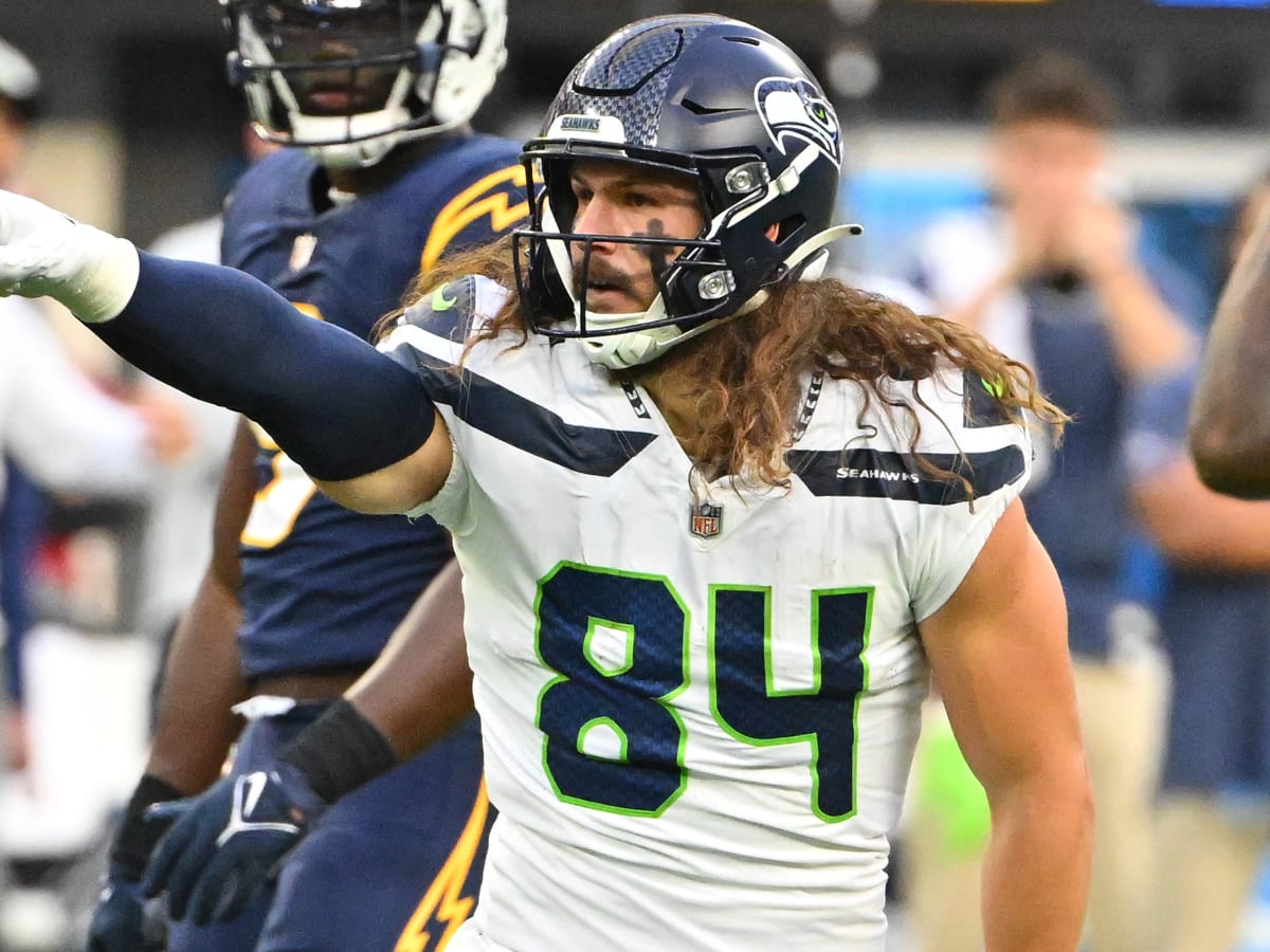 Seattle Seahawks WATCH: Ken Walker Big Run Sets Up Colby Parkinson Quick TD  vs. New York Jets - Sports Illustrated Seattle Seahawks News, Analysis and  More