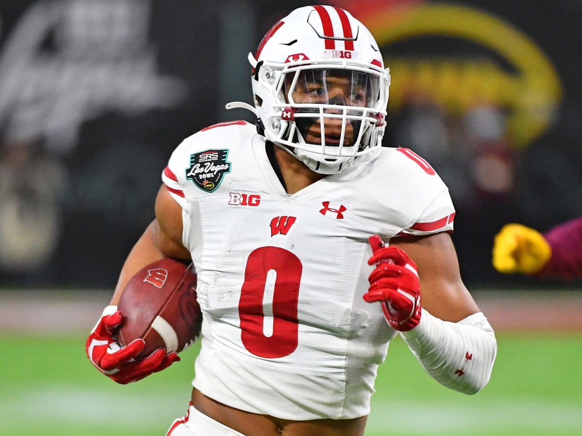 Three Badgers named to 2022 Phil Steele Preseason All-America Team