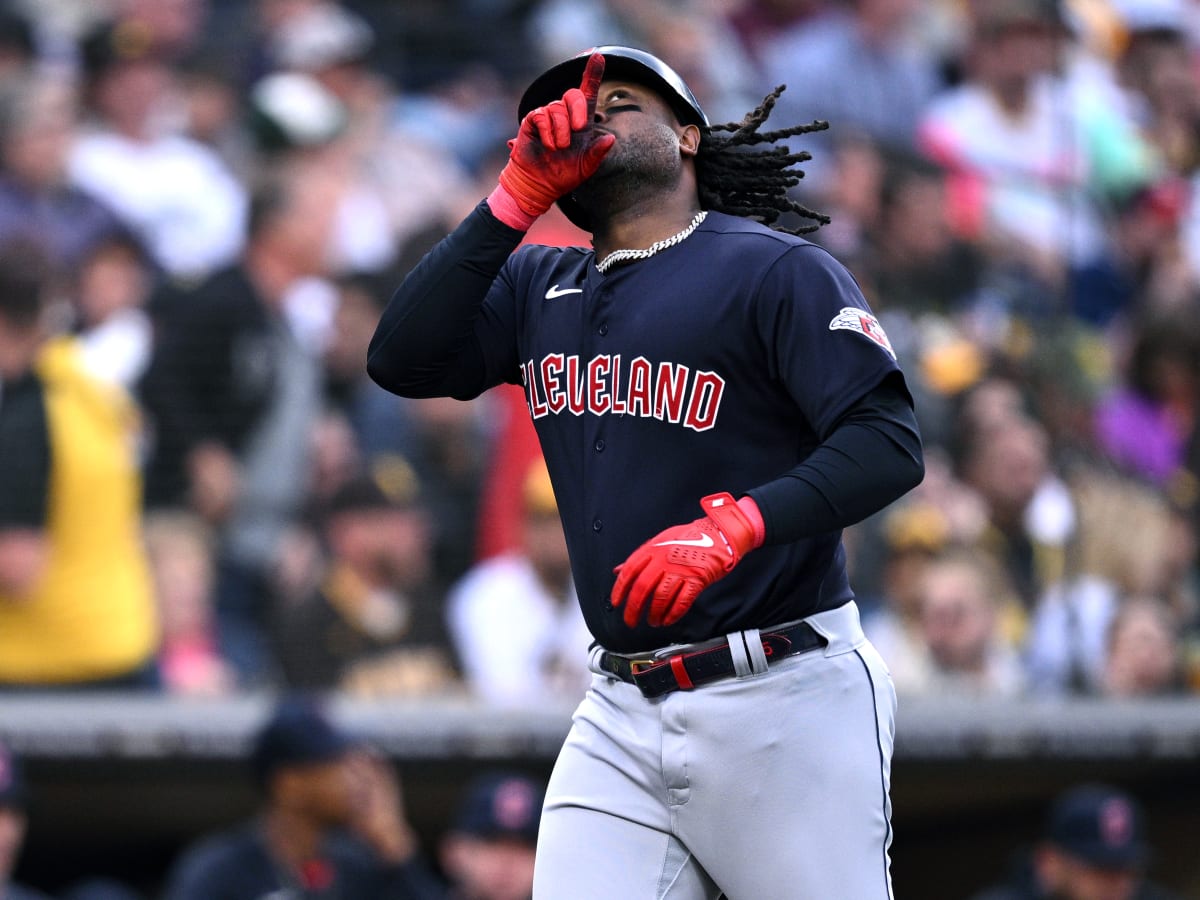 Slugger Josh Bell brings Guardians needed power, protection