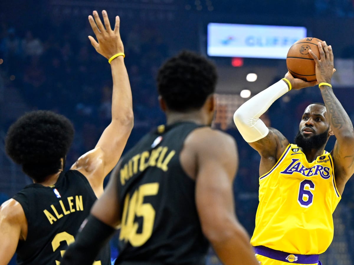 Caris LeVert, Ty Jerome Continue Chemistry In Cleveland's Penultimate  Preseason Tune-Up - Sports Illustrated Cleveland Cavs News, Analysis and  More